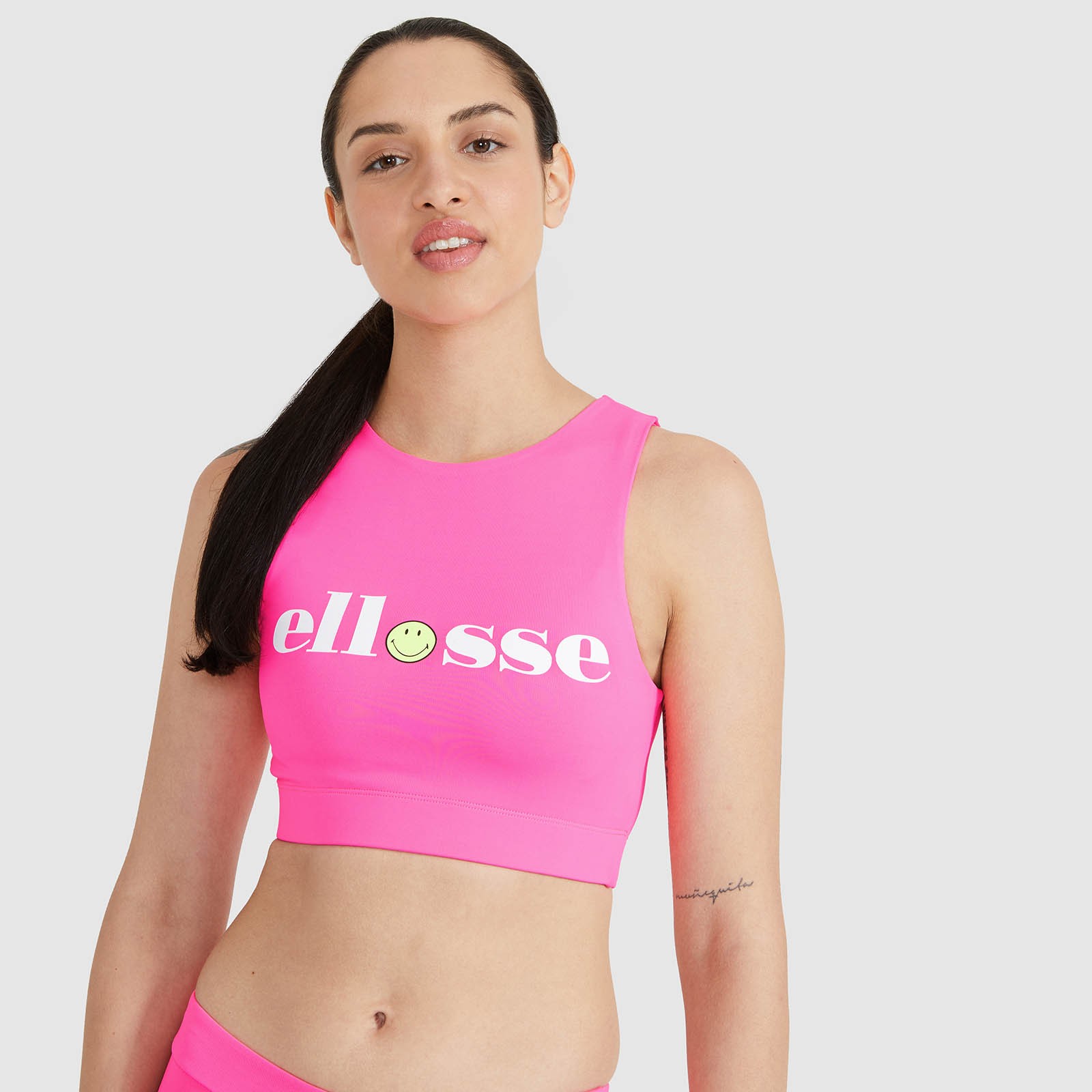 Smiley x Ellesse. Top crop Palio