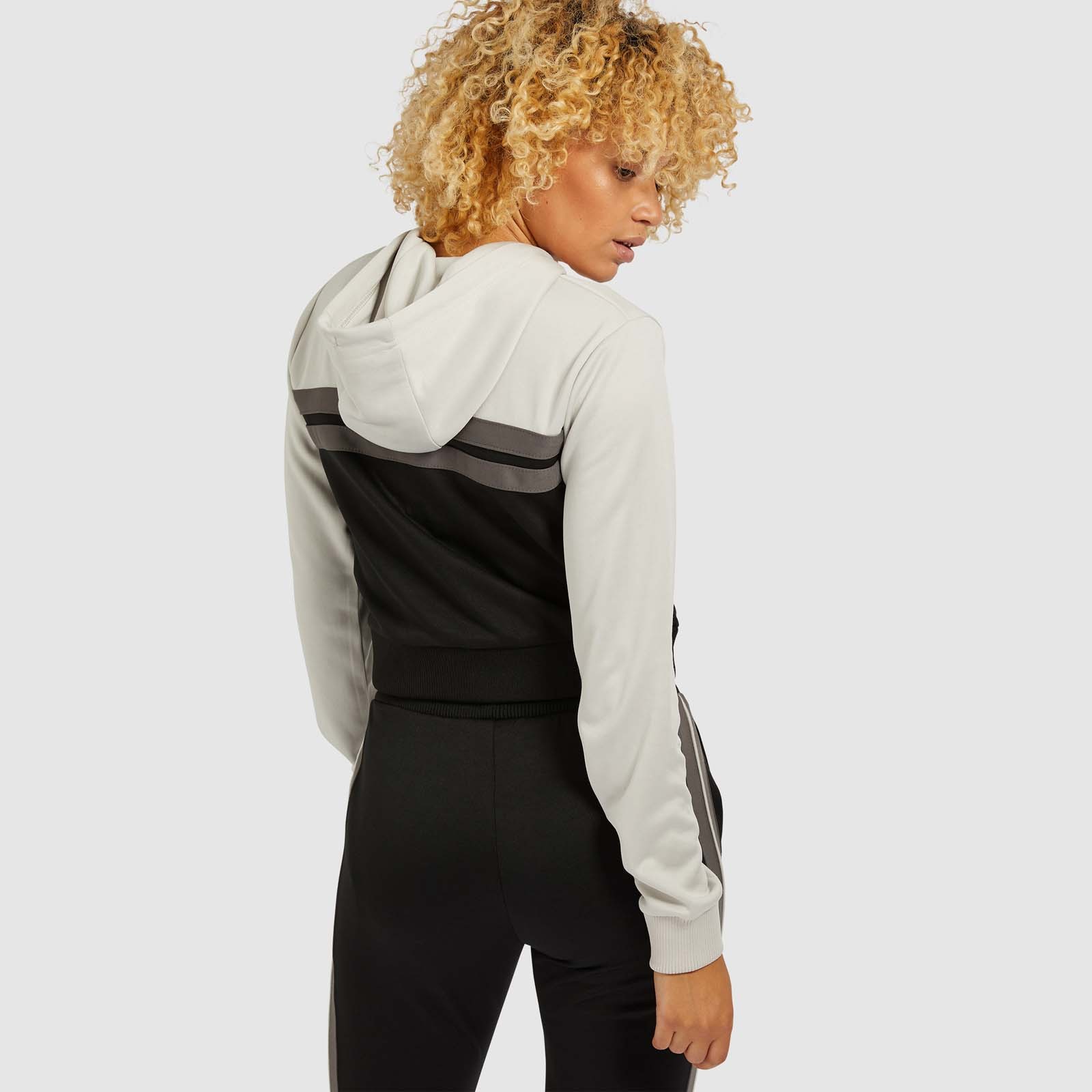Sudadera crop con Bulito