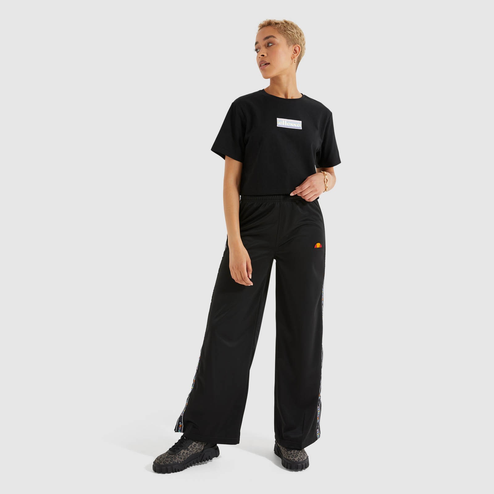 Hildan Crop Tee