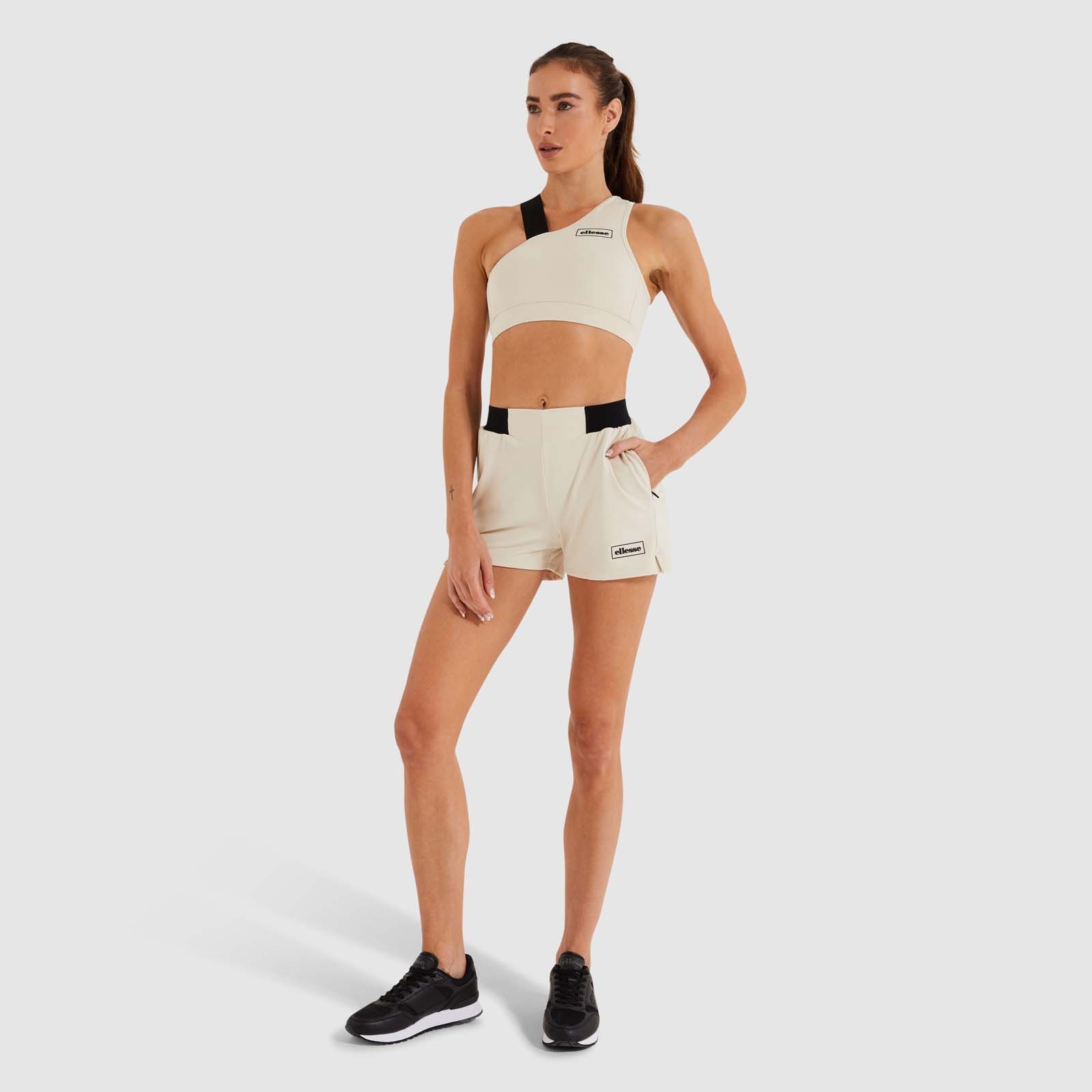 Shorts Bessie