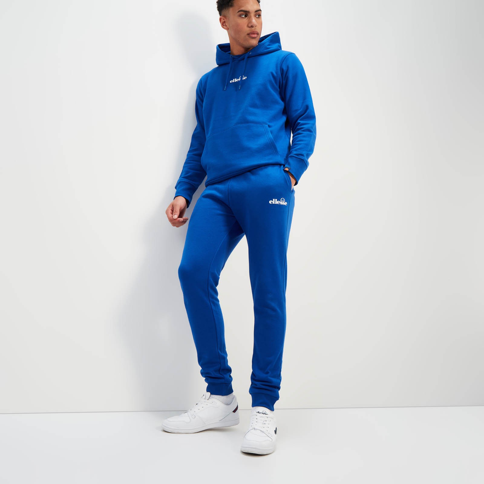 Calções jogger Cravo