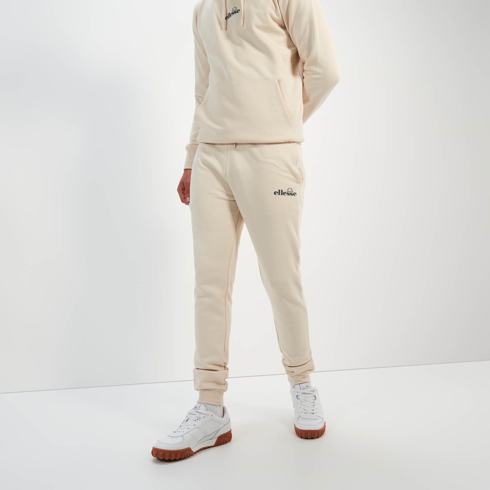 Calções jogger Cravo