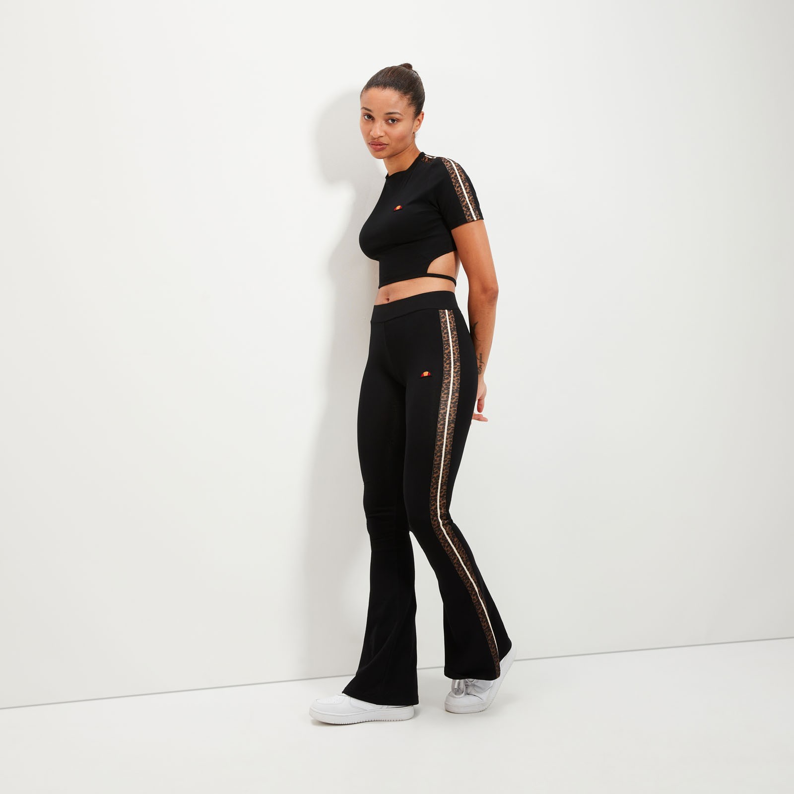 Camiseta crop Battaglia