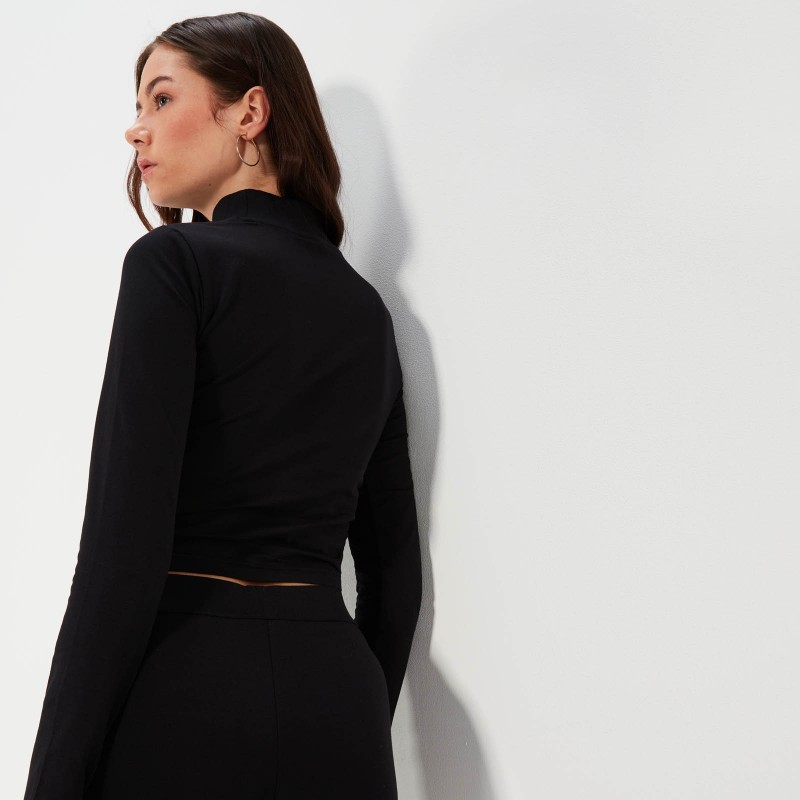 Camiseta crop Leilah