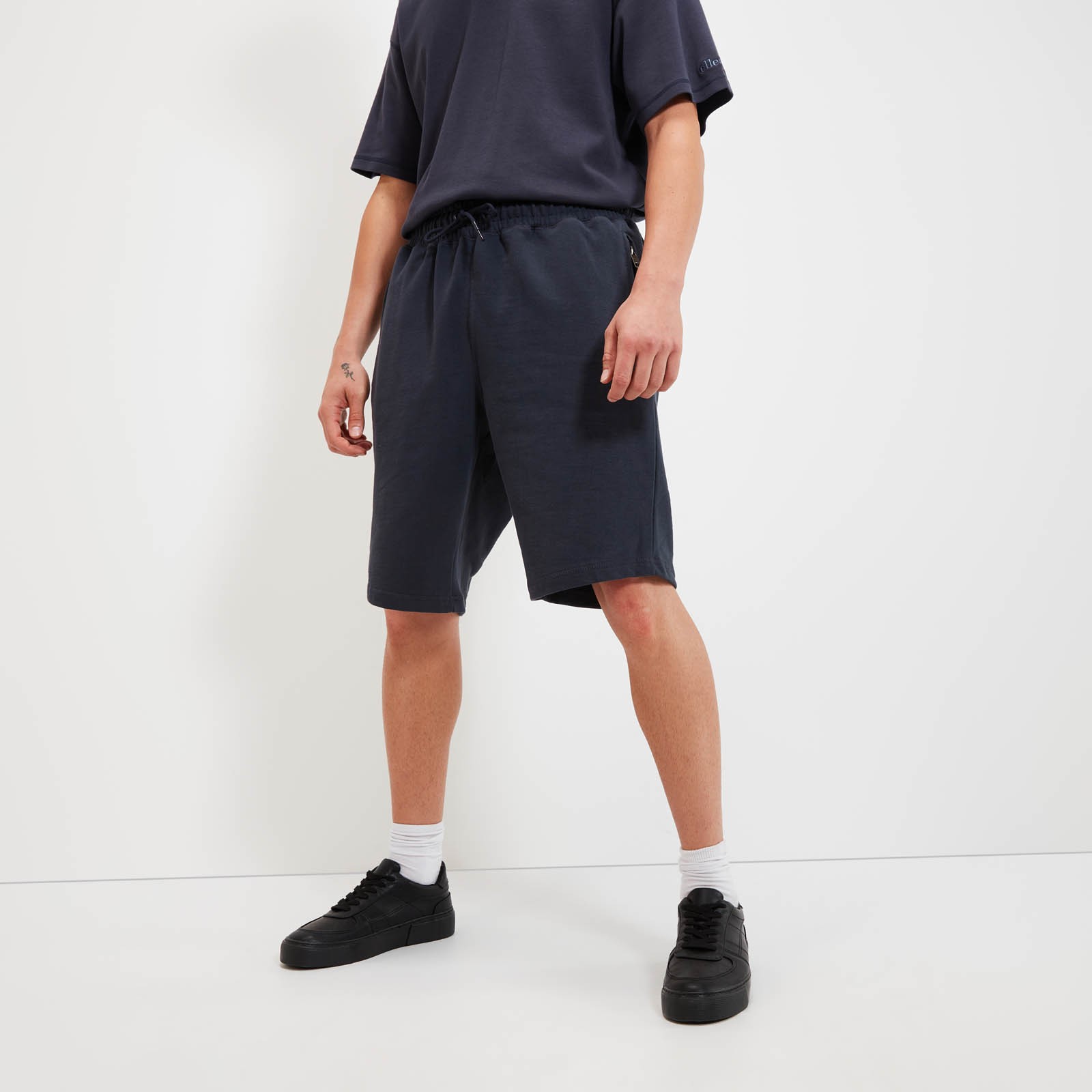 Pantalón corto afelpado Romoia