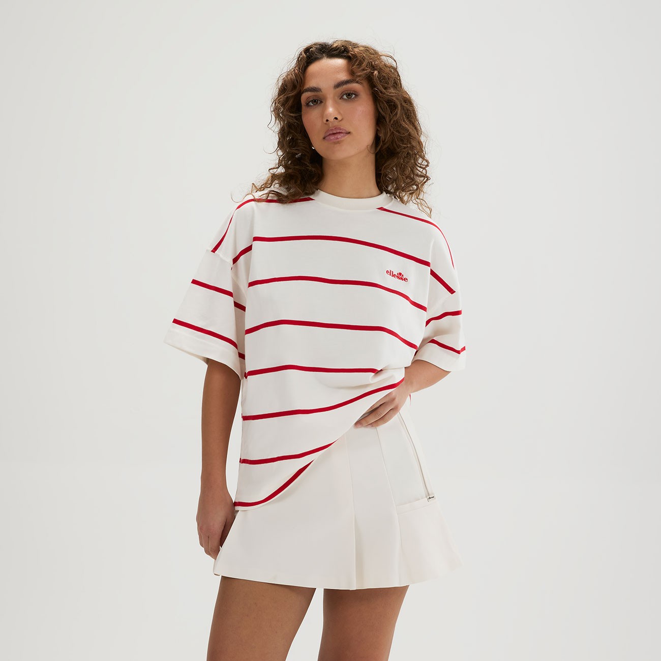 Camiseta de manga corta para mujer...