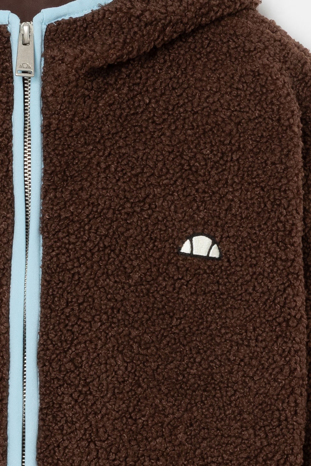 Sudadera con capucha y cremallera...