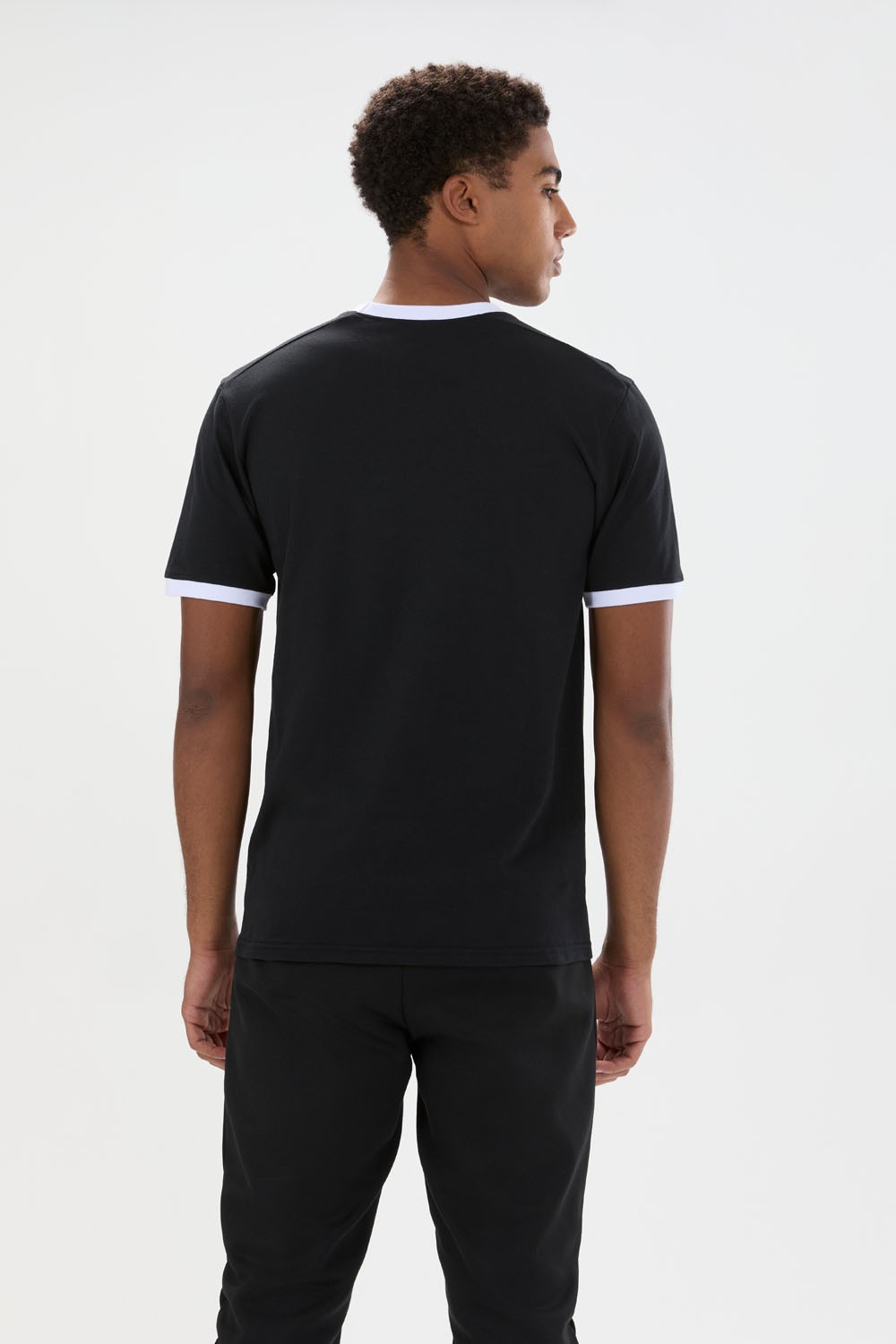 Camiseta de manga corta para hombre...