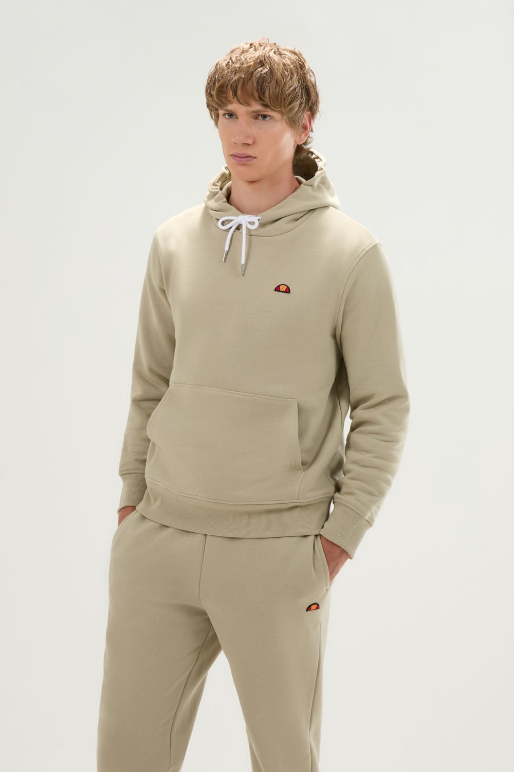 Conjunto de sudadera con capucha y...