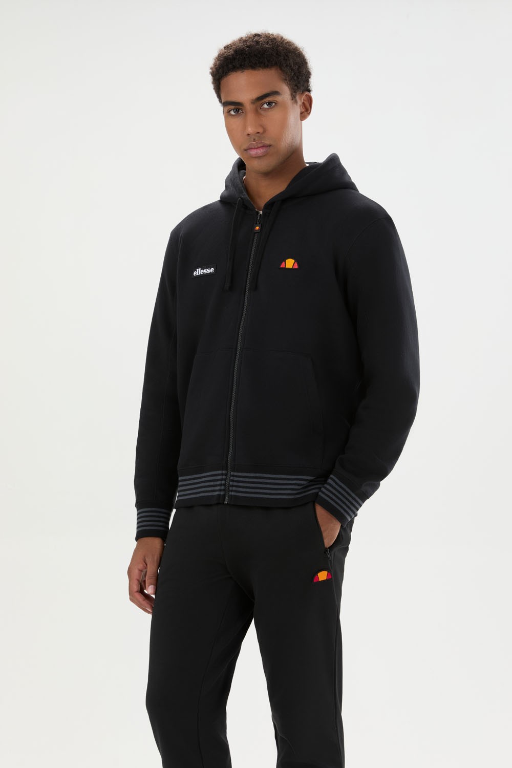 Sudadera con capucha y cremallera Verazo