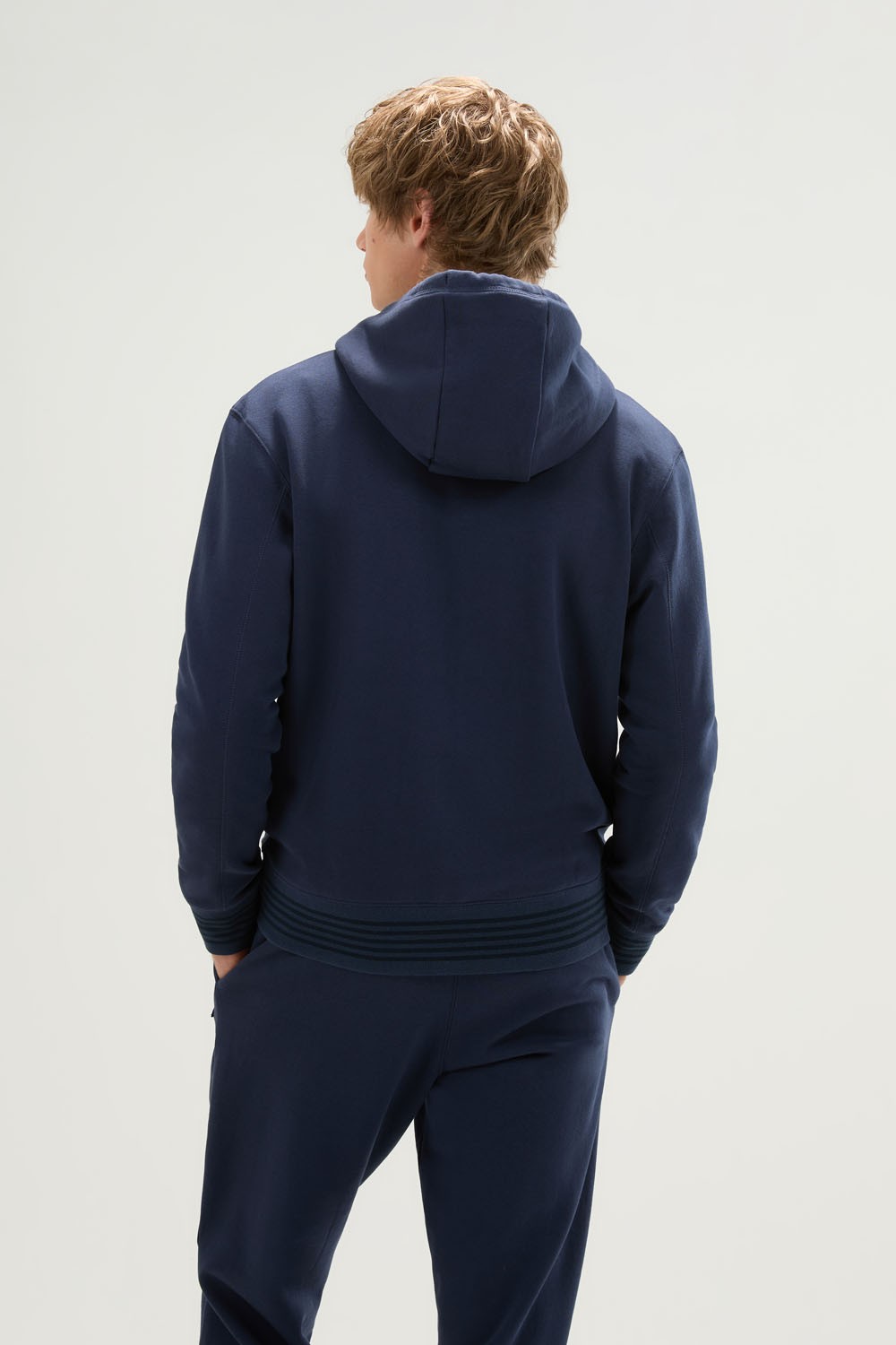 Sudadera con capucha y cremallera Verazo