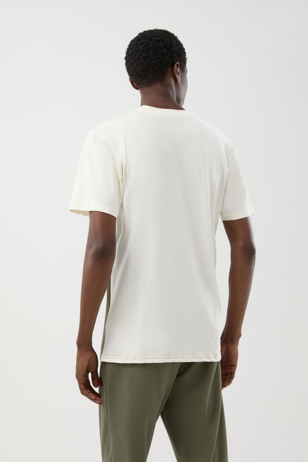Camiseta de manga corta para hombre...