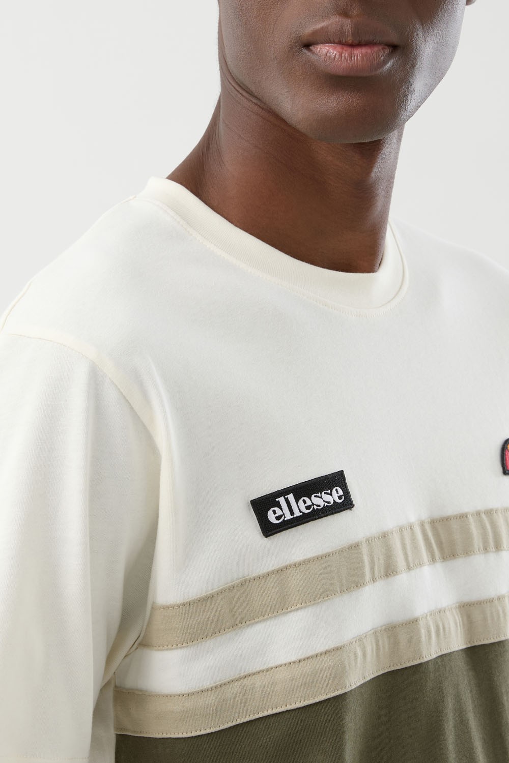 Camiseta de manga corta para hombre...
