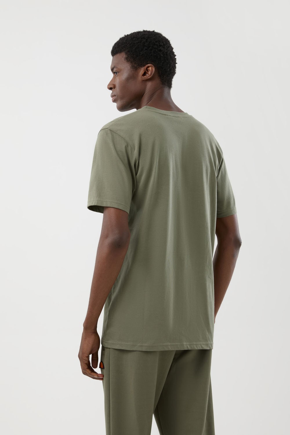 Camiseta de manga corta para hombre...