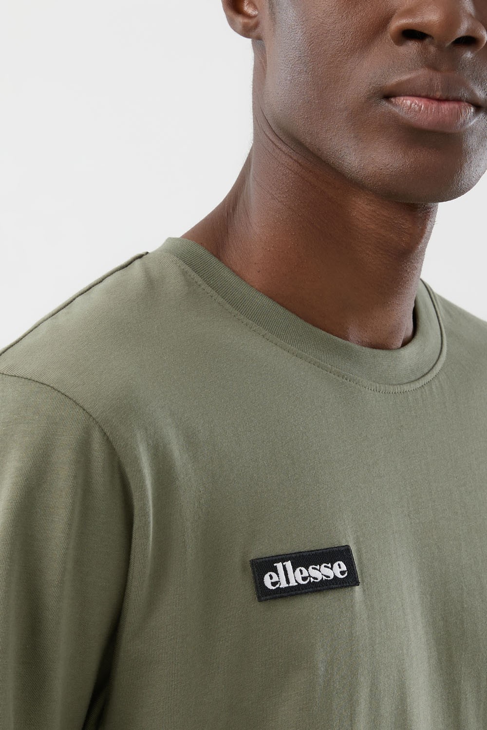 Camiseta de manga corta para hombre...